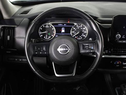 Certified 2025 Nissan Pathfinder SV AWD/4WD image 10