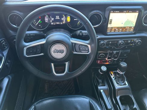 Used 2023 Jeep Wrangler Unlimited Rubicon 4xe image 14
