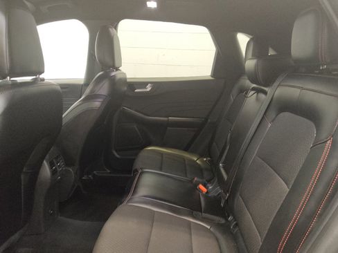 Used 2024 Ford Escape ST-Line w/ Tech Pack #1 FWD image 18