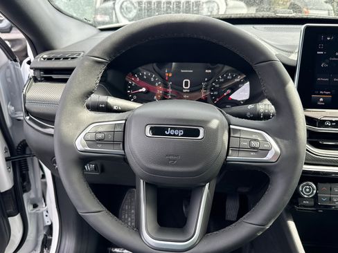 New 2026 Jeep Compass Latitude AWD/4WD image 14