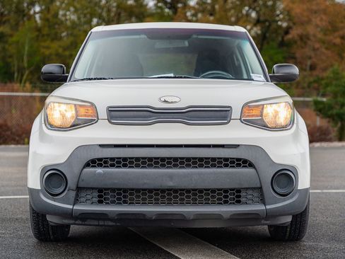 Used 2018 Kia Soul image 2
