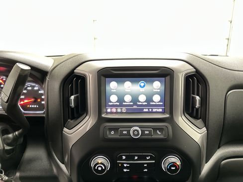 Used 2021 Chevrolet Silverado 1500 Custom image 25