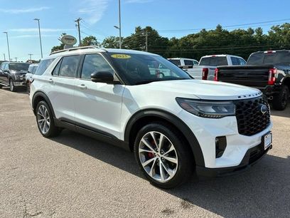 Used 2025 Ford Explorer ST