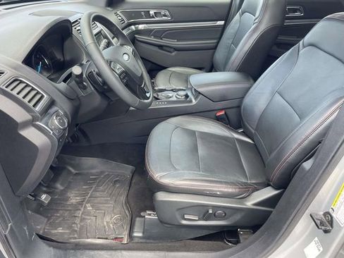 Used 2019 Ford Explorer Sport AWD/4WD image 16