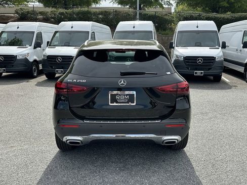 Certified 2025 Mercedes-Benz GLA 250 image 6