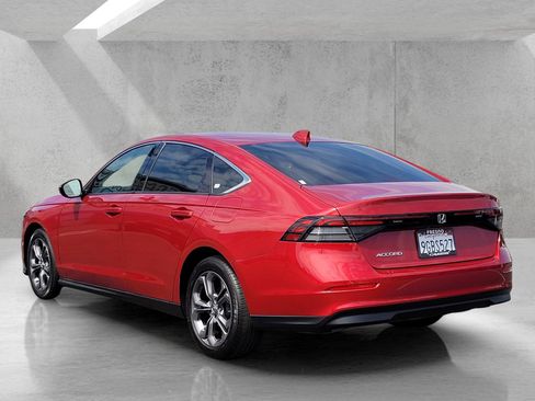 Used 2023 Honda Accord EX image 6