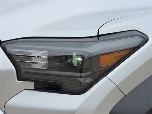 New 2025 Toyota 4Runner SR5 image 4