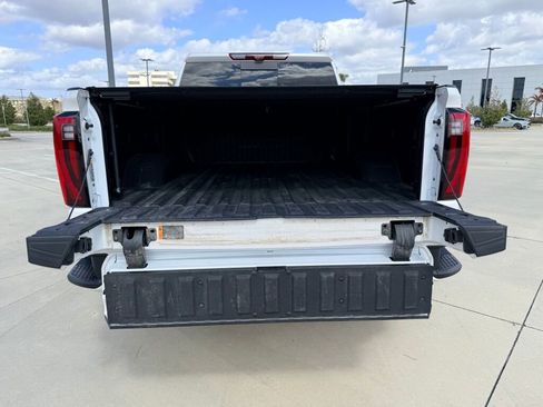 Used 2025 GMC Sierra 3500 Denali Ultimate image 13