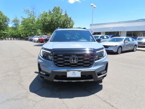 Used 2023 Honda Passport TrailSport image 6