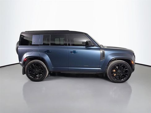 Used 2026 Land Rover Defender 110 OCTA AWD/4WD image 4