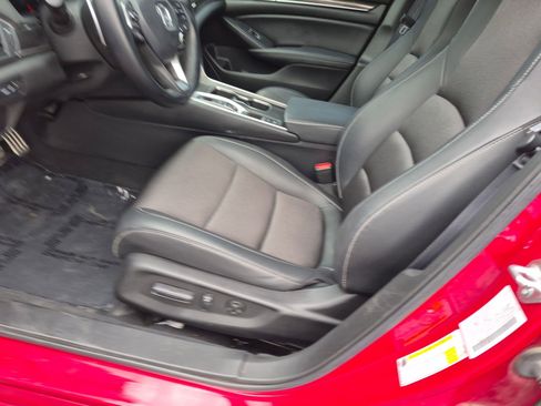 Used 2022 Honda Accord Sport image 17