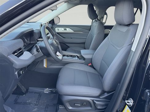 New 2026 Ford Explorer Active image 10