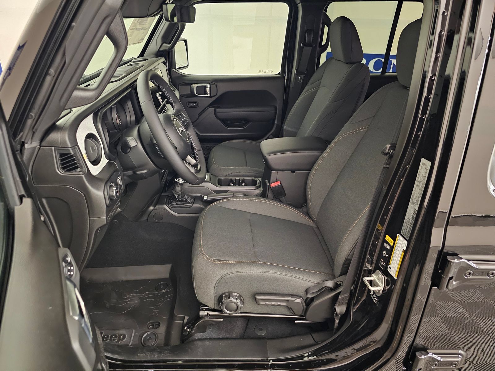 New 2027 Jeep Gladiator Sport AWD/4WD image 4