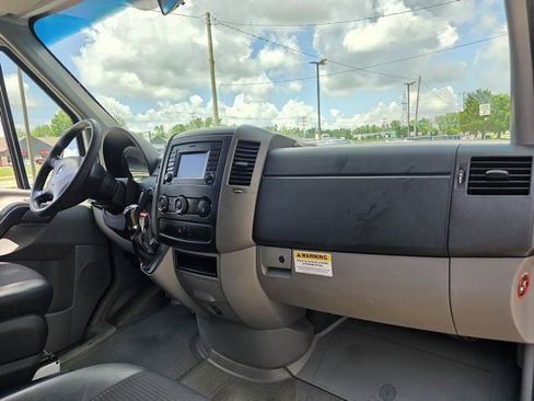 Used 2018 Mercedes-Benz Sprinter 3500 w/ Trailer Hitch Prep Package image 25