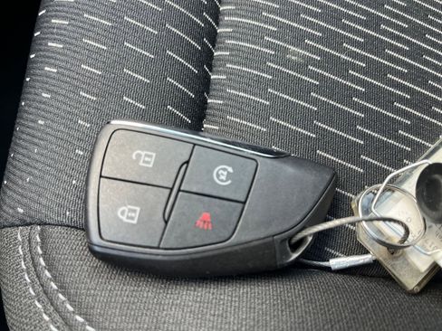 Used 2025 Chevrolet Equinox LT image 24