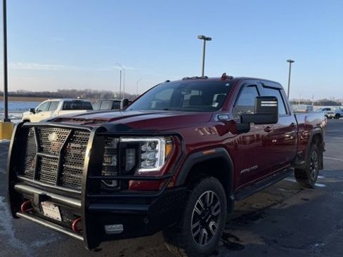 Used 2021 GMC Sierra 2500 AT4 w/ AT4 Premium Plus Package image 4