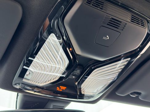 Used 2021 BMW 330i Sedan w/ Convenience Package image 36