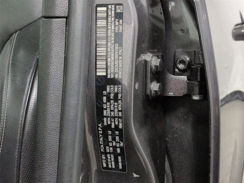 Used 2019 Jeep Renegade Limited w/ Trailer Tow Group image 36