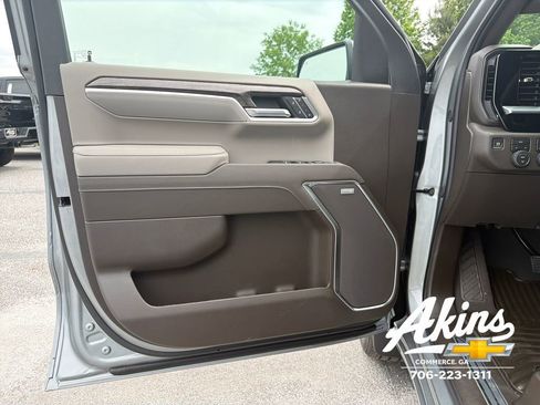 New 2026 Chevrolet Silverado 1500 LTZ w/ LPO, Dark Essentials Package AWD/4WD image 15