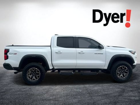 Used 2024 Chevrolet Colorado ZR2 w/ Technology Package AWD/4WD image 7