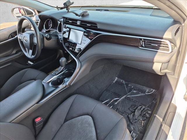 Used 2018 Toyota Camry LE w/ Convenience Package FWD image 19