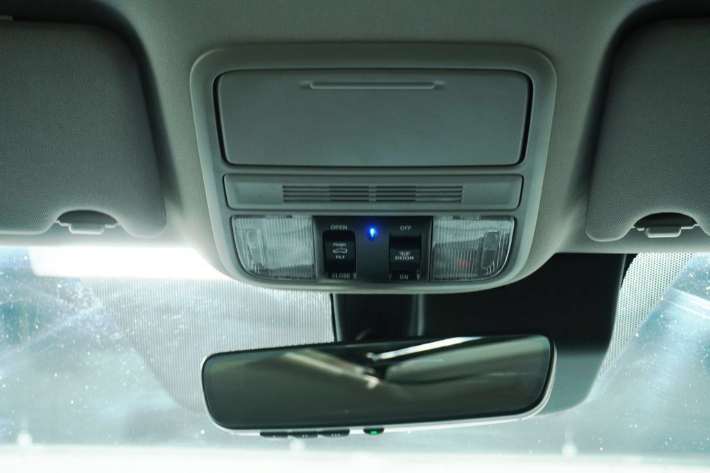 Used 2022 Honda Pilot Special Edition image 23