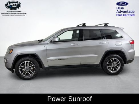 Used 2020 Jeep Grand Cherokee Laredo w/ Quick Order Package 2BN North AWD/4WD image 6