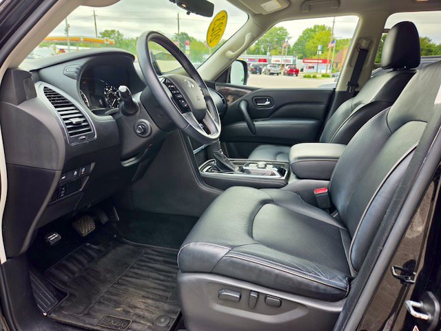 Used 2023 INFINITI QX80 Luxe w/ Cargo Package AWD/4WD image 13