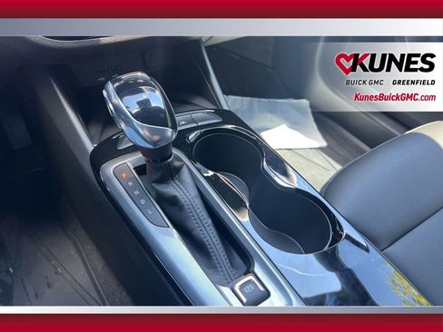 Used 2026 Buick Envista Sport Touring w/ Convenience I Package FWD image 28