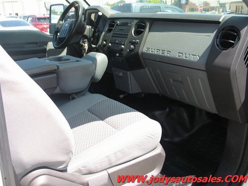 Used 2015 Ford F250 XL AWD/4WD image 14