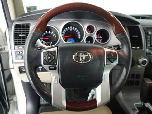 Used 2015 Toyota Sequoia Platinum RWD image 23