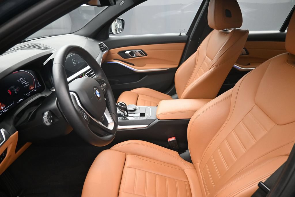 Used 2021 BMW 330i Sedan w/ Premium Package RWD image 12