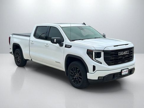Used 2023 GMC Sierra 1500 Elevation w/ Preferred Package AWD/4WD image 3