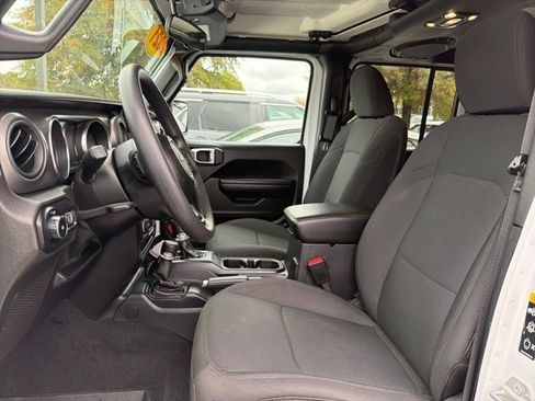 Used 2021 Jeep Wrangler Unlimited Sport image 27