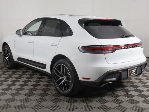 Used 2023 Porsche Macan AWD/4WD image 11