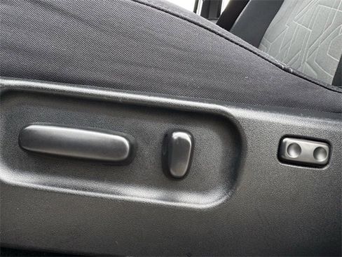 Used 2020 Toyota Tacoma TRD Sport w/ Technology Package image 26