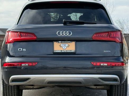 Used 2019 Audi Q5 2.0T Premium w/ Convenience Package image 4
