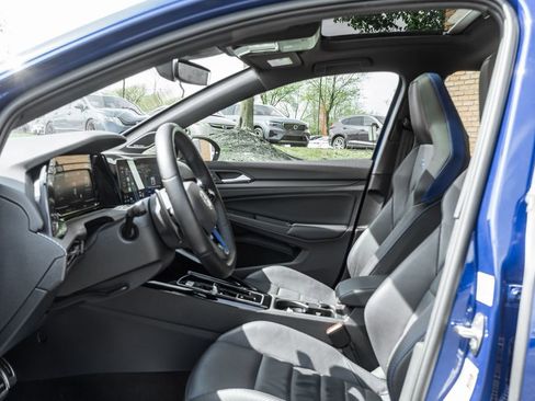 Used 2024 Volkswagen Golf R image 24