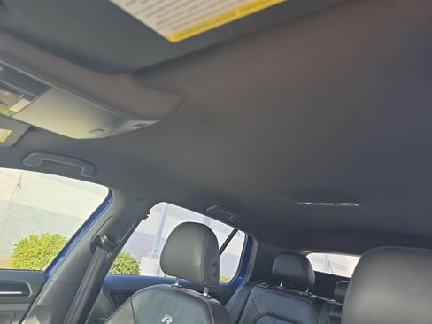 Used 2016 Volkswagen Golf R 4-Door image 33