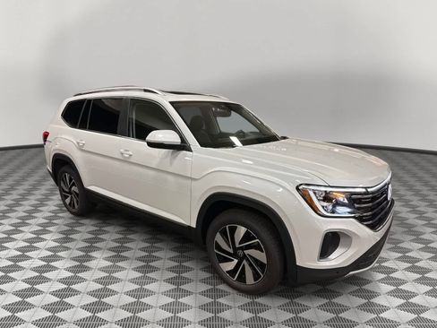 New 2026 Volkswagen Atlas SEL AWD/4WD image 1