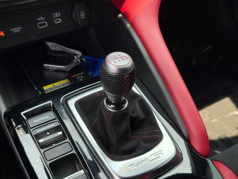 Used 2024 Acura Integra Type S FWD image 39