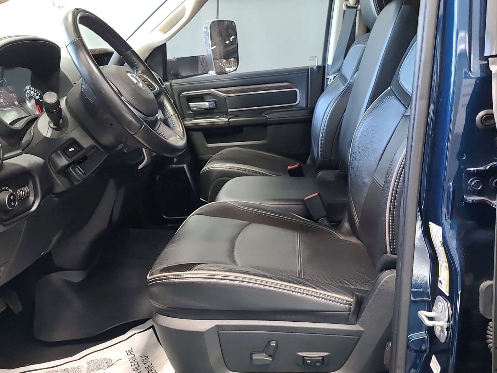 Used 2021 RAM 2500 Laramie AWD/4WD image 7