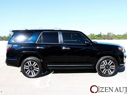 Used 2023 Toyota 4Runner Limited AWD/4WD image 5