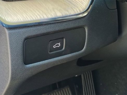 New 2026 Volvo XC60 B5 Plus w/ Climate Package image 11