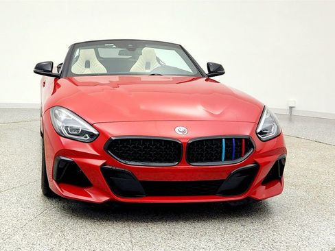 Used 2022 BMW Z4 M40i w/ Premium Package image 2