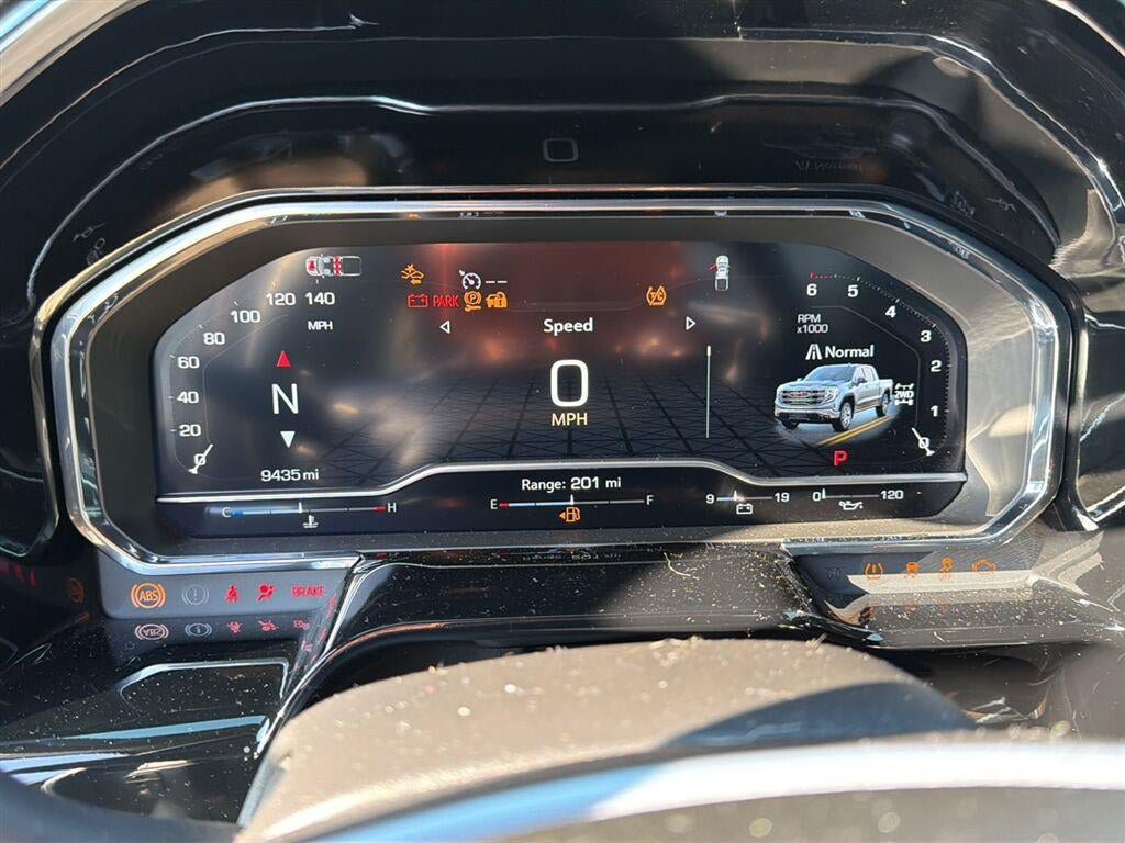 Used 2025 GMC Sierra 1500 Elevation AWD/4WD image 5