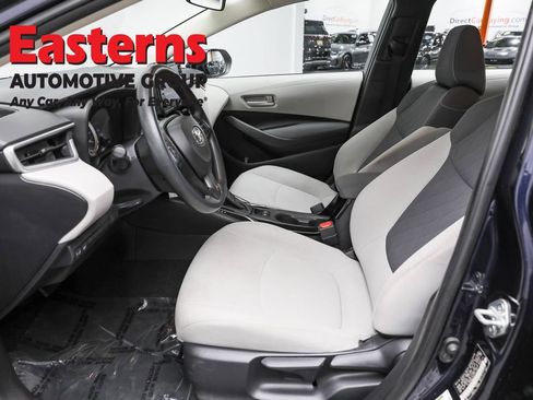 Used 2022 Toyota Corolla LE w/ Carpet Mat Package (TMS) image 14