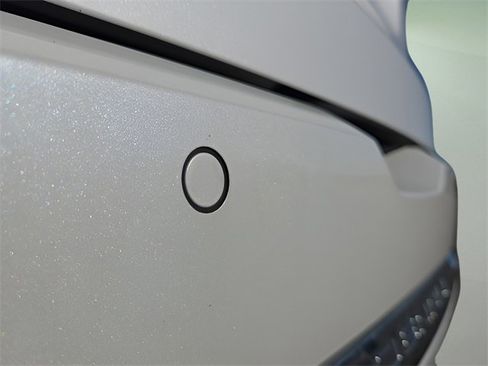 Used 2022 GMC Acadia Denali w/ Denali Technology Package image 20