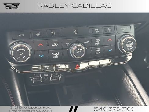 Used 2022 Dodge Durango R/T w/ Blacktop Package AWD/4WD image 9