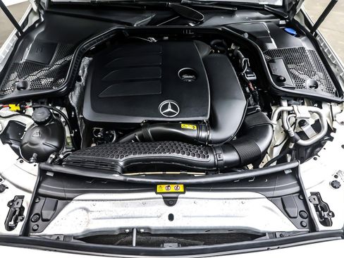 Used 2019 Mercedes-Benz C 300 Sedan image 10